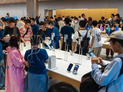 iPhone 16首发盛况空前，黄牛党最爱哪款？新机型引爆市场热议！