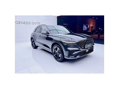 新款捷尼赛思GV70燃爆市场，29.3万起享300+马力SUV