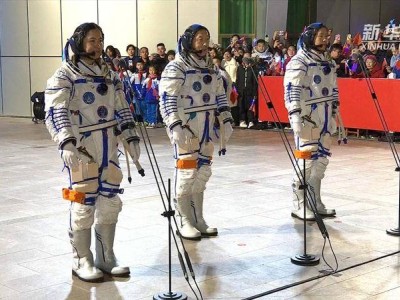 神舟十九号载人飞船发射取得圆满成功 来看精彩瞬间