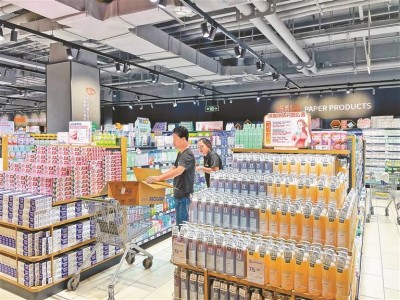 永辉超市广东首店“学习胖东来”，顾客迎来全新购物体验！