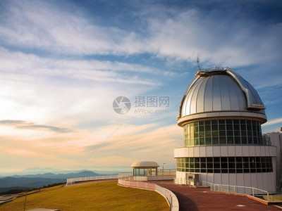 夜幕下，他追寻星轨：吕文杨与城市的星空对话