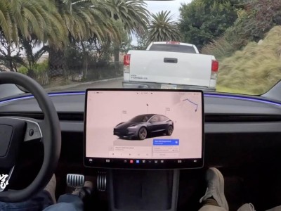 特斯拉FSD V13.2实测：用户盛赞“点对点”自动驾驶能力