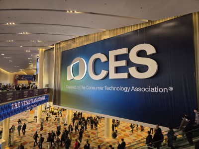 CES 2025：PC厂商新战场，AI与电竞谁将引领未来潮流？