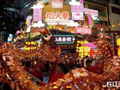 湖北春节消费火爆，前四天零售餐饮交易额突破164亿大关