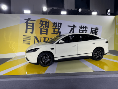 比亚迪秦L EV：10万级后驱车，智驾冰箱全配齐，能否打动年轻人？